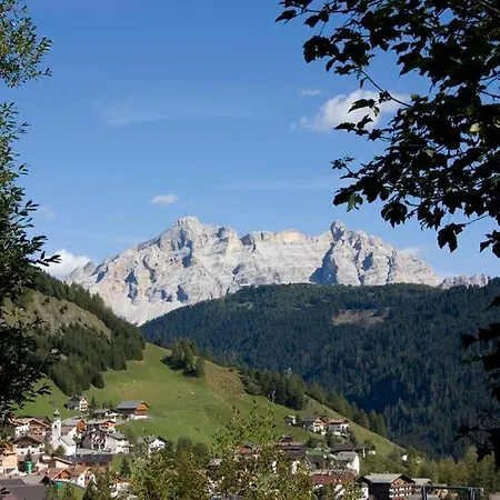 Pensione Sellablick Colfosco Room photo